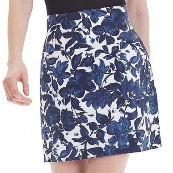 S.C. & CO. Women's Comfortable Stretch Double Wraparound Skort - Picture 2 of 12